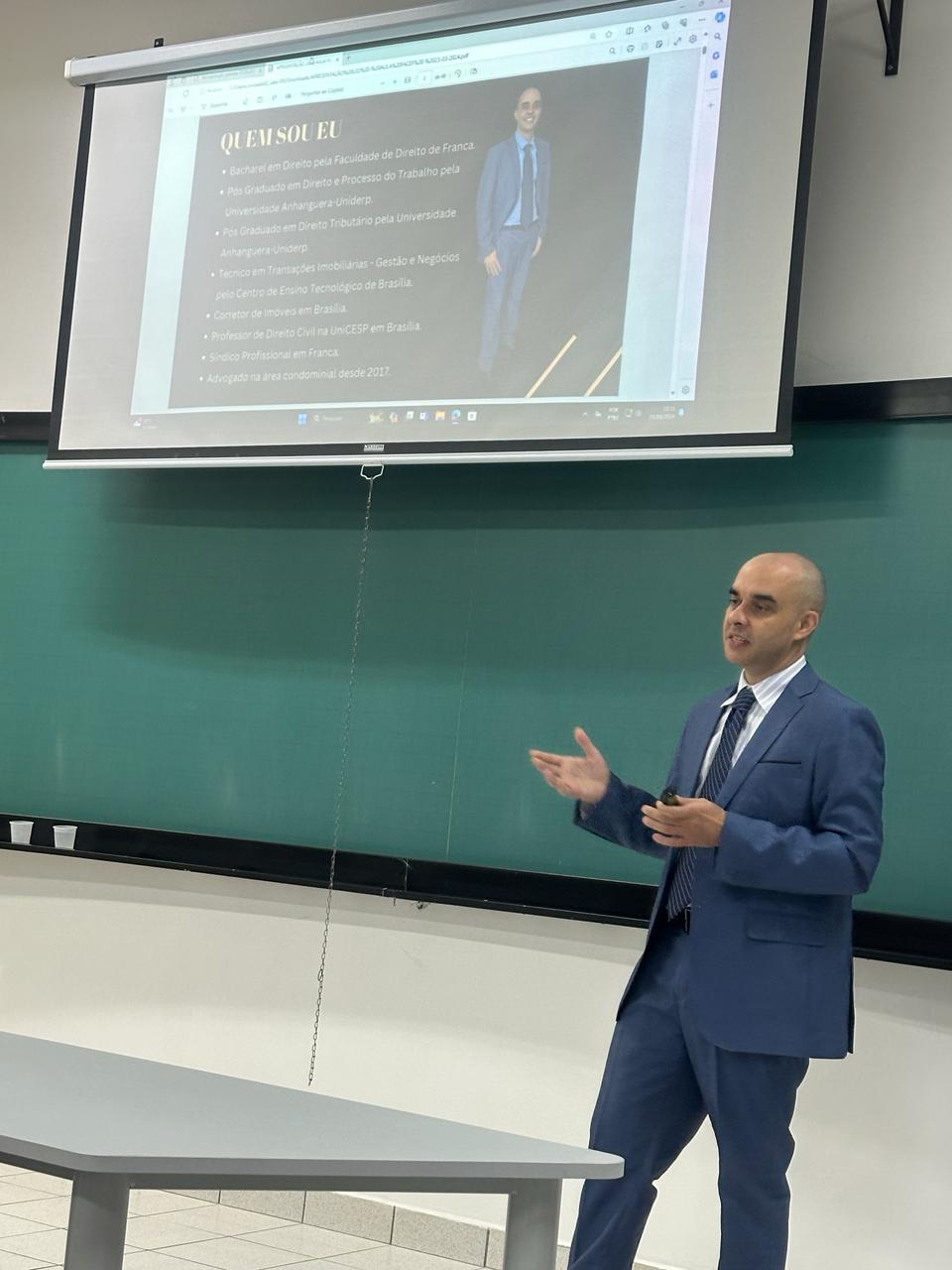 Dr. Leonardo Diniz